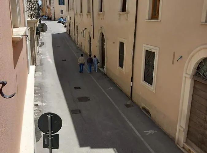 Eden Bed & Breakfast 3*